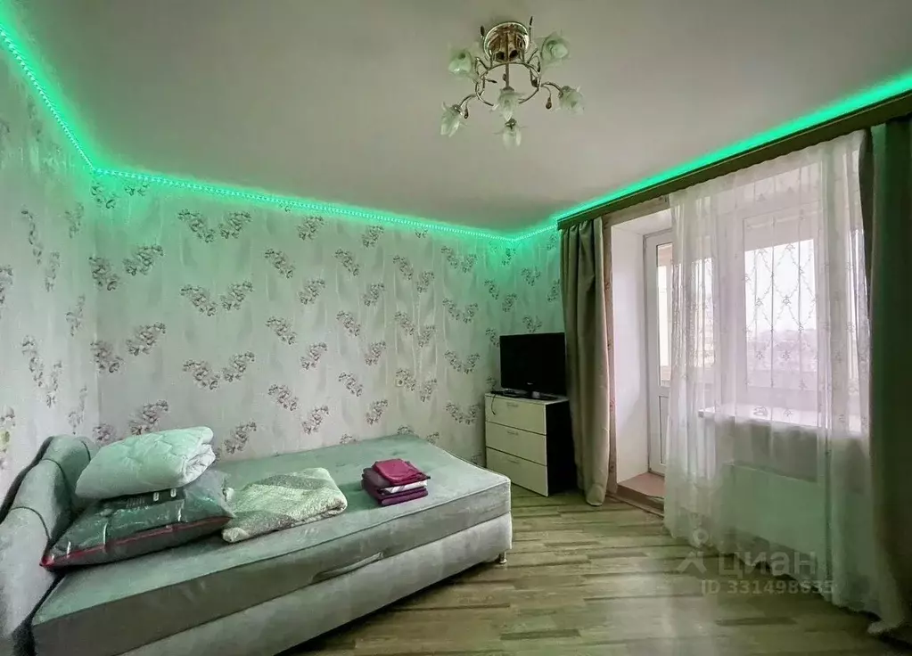 1-к кв. Ленинградская область, Кингисепп ул. Жукова, 20 (35.0 м) - Фото 1