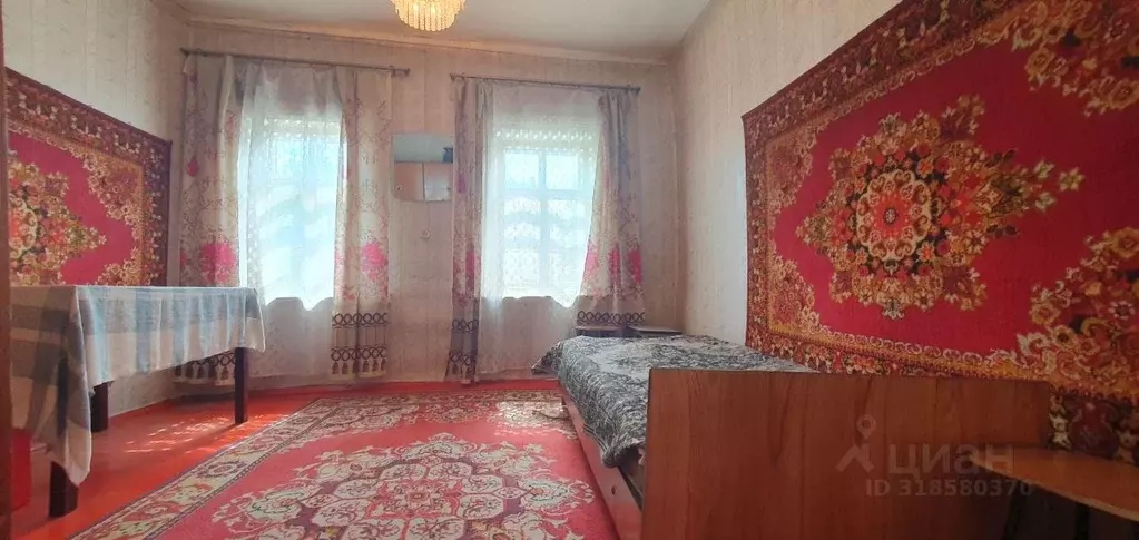 Дом в Красноярский край, Емельяновский район, Мининский сельсовет, ... - Фото 1