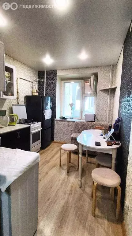 1-комнатная квартира: Чебоксары, улица Гоголя, 5к1 (36 м) - Фото 1