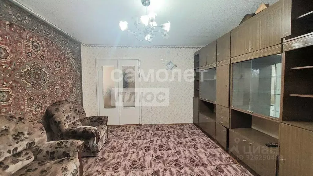 3-к кв. Коми, Сыктывкар ул. Малышева, 12 (67.6 м) - Фото 1