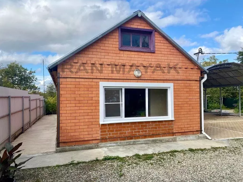 Дом в Адыгея, Майкопский район, Красноульское с/пос, Калинин хут. ул. ... - Фото 1