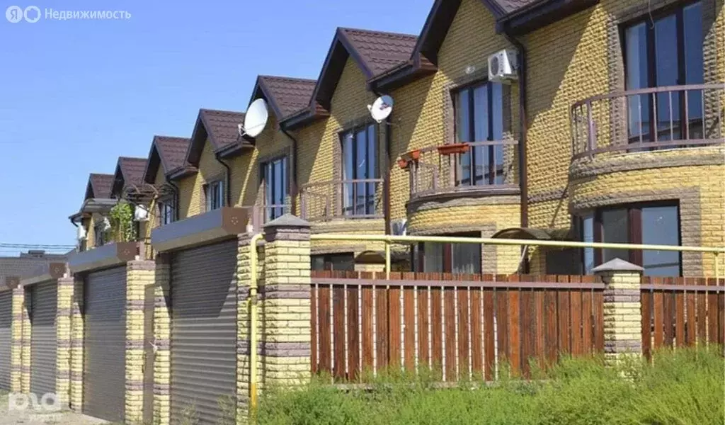 Дом в Российский, улица Академика Королёва (95 м) - Фото 1