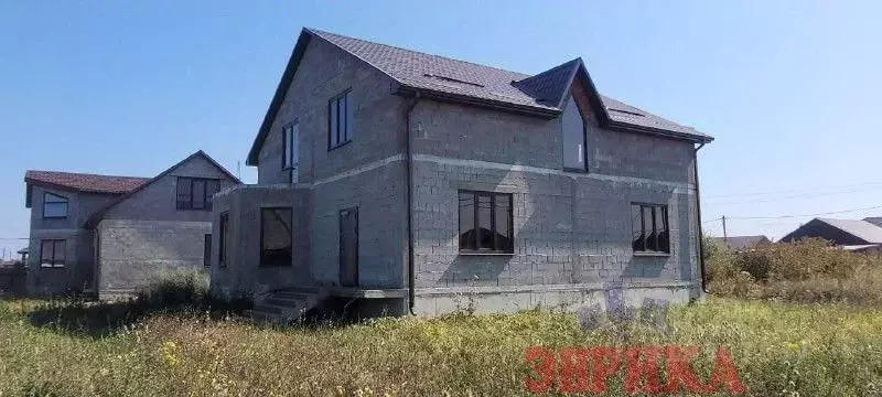 Дом в Краснодарский край, Крымск ул. Ветеранов, 72 (240 м) - Фото 0