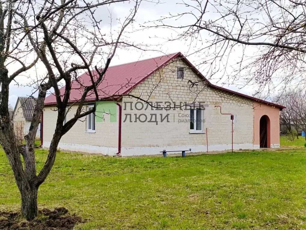 Дом в село Тельчье, Болховская улица (76.7 м) - Фото 2