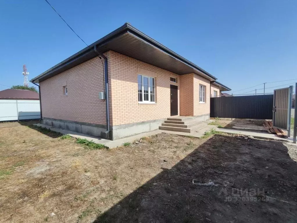 Дом в Ростовская область, Азовский район, Обильненское с/пос, пос. ... - Фото 1