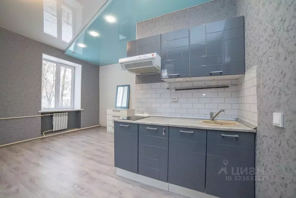 Комната Свердловская область, Екатеринбург ул. Кировградская, 25 (19.9 ... - Фото 1