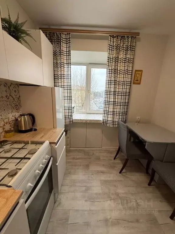 2-к кв. Тюменская область, Тюмень ул. Мельникайте, 95 (45.0 м) - Фото 2