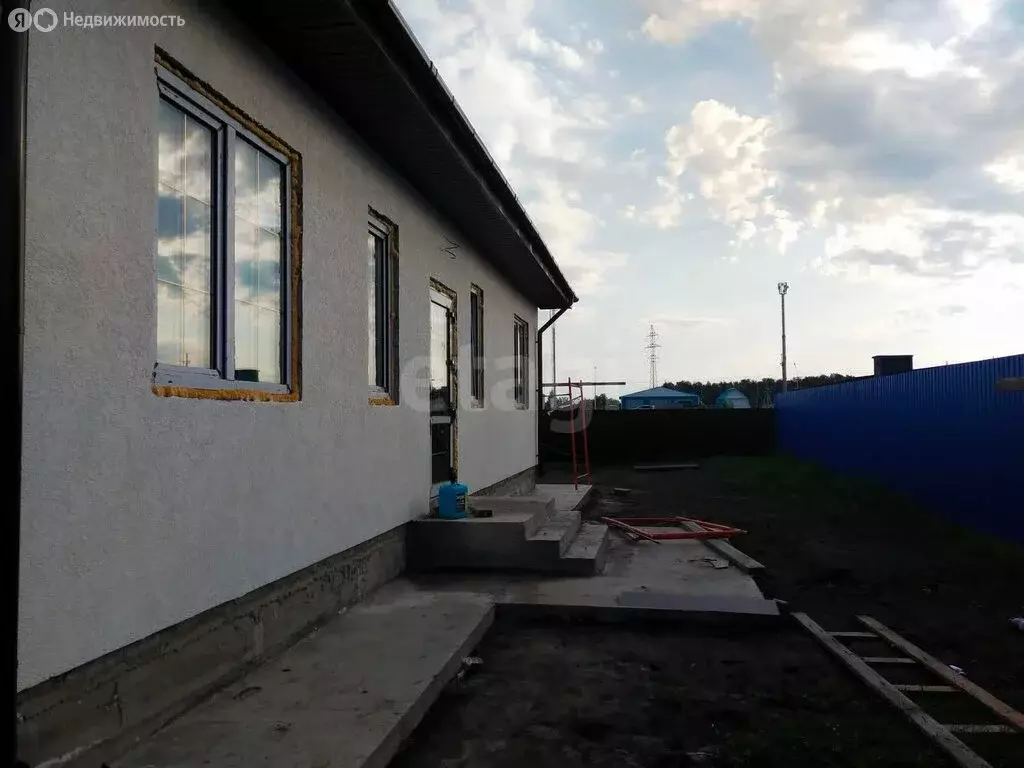 Дом в Магистральный, Совхозная улица (87.9 м) - Фото 1
