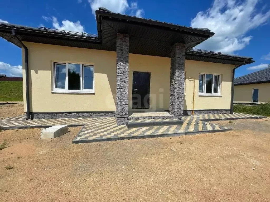 Дом в Смоленская область, Смоленский муниципальный округ, д. Ясенная ... - Фото 1