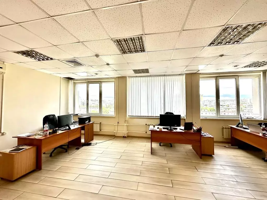 Офис в Волгоградская область, Волгоград Социалистическая ул., 17 (50 ... - Фото 1