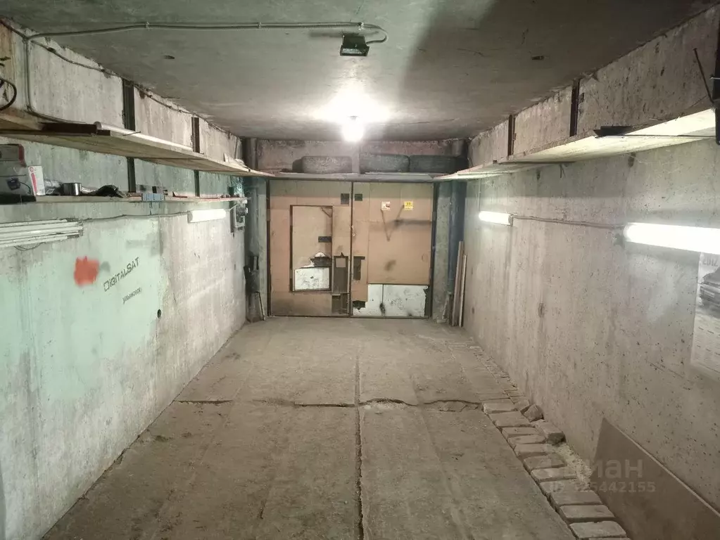 Гараж в Ульяновская область, Ульяновск Автозаводская ул., 52 (30 м) - Фото 1