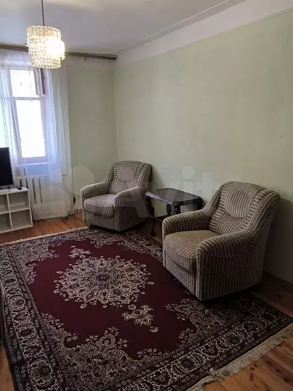 2-к. квартира, 60 м, 1/5 эт. - Фото 1