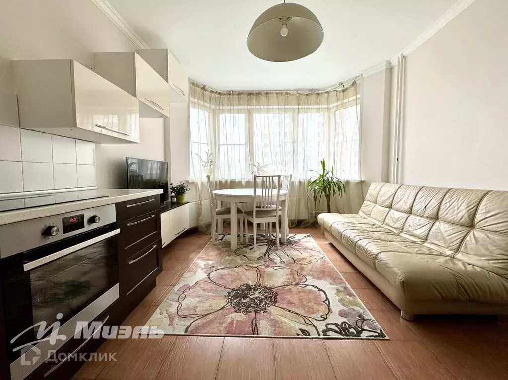 Продаётся 2-к квартира, 60 м - Фото 1