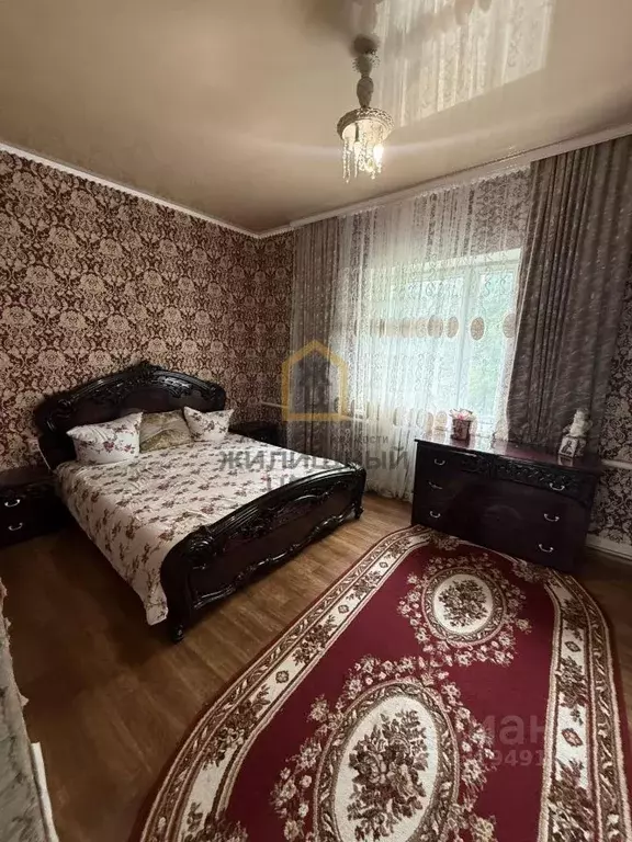 Дом в Ставропольский край, Предгорный муниципальный округ, с. Юца ул. ... - Фото 1