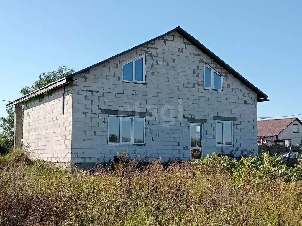 Дом в Белгородская область, Ивнянский район, с. Верхопенье ул. ... - Фото 1