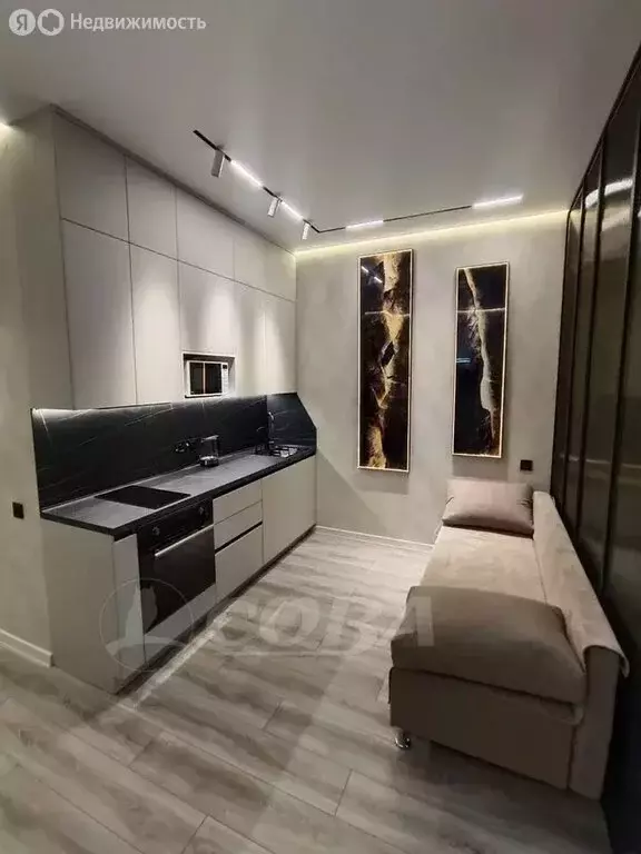 Квартира-студия: Тюмень, улица Евгения Войнова, 7 (36.2 м) - Фото 1