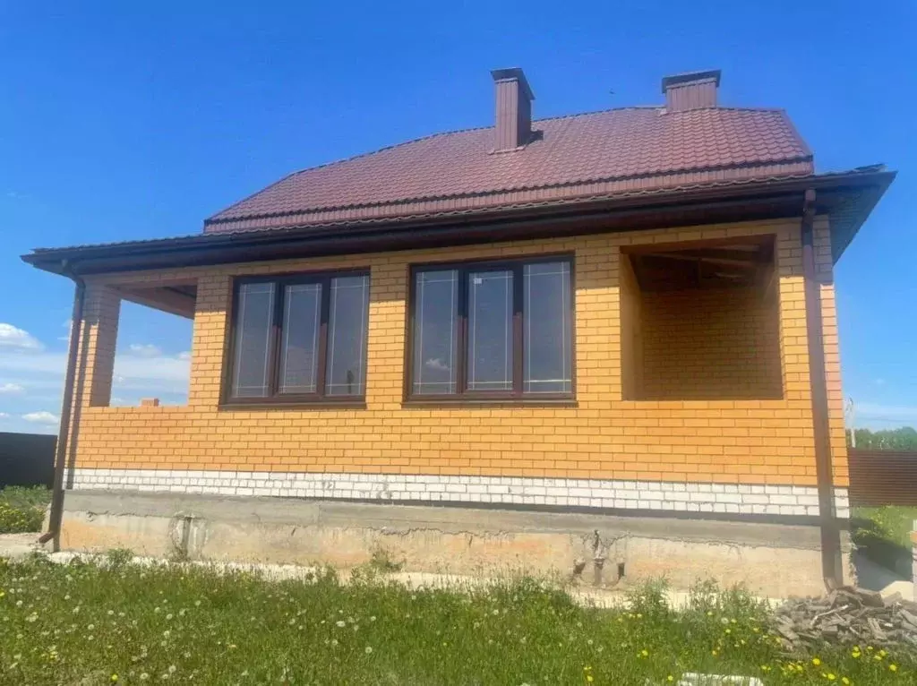 Дом в Орловская область, Орел  (180 м) - Фото 1