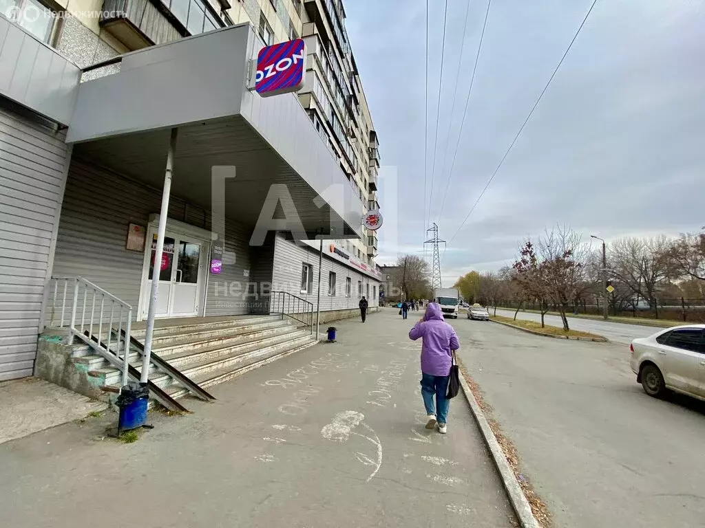 Торговая площадь (321 м) - Фото 2