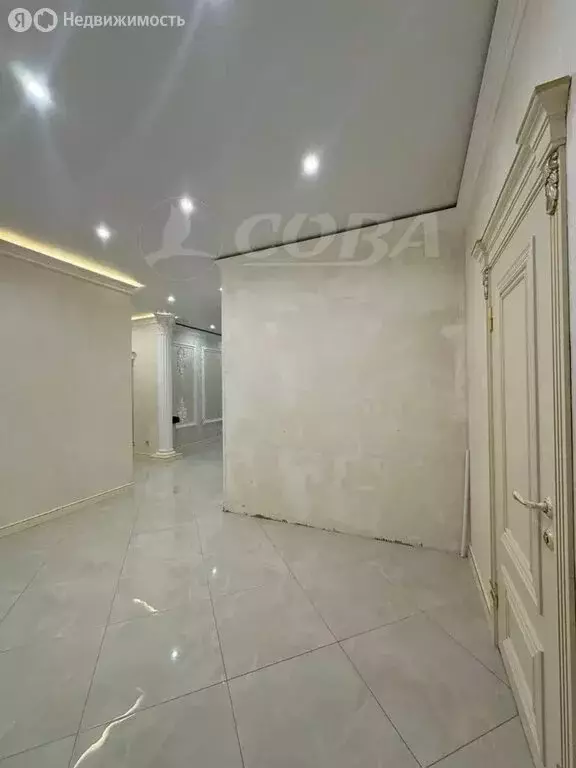 3-комнатная квартира: Махачкала, улица Эльзы Ибрагимовой, 31Бк5 (104 ... - Фото 1