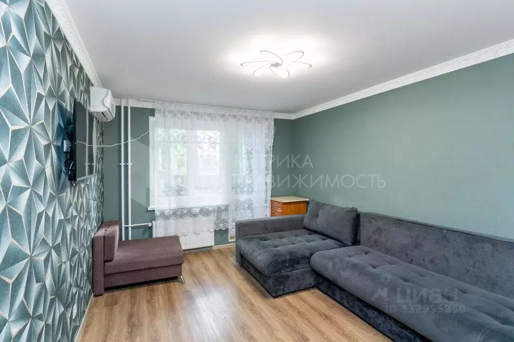 1-к кв. Тюменская область, Тюмень ул. Валентины Трофимовой, 12 (39.7 ... - Фото 1