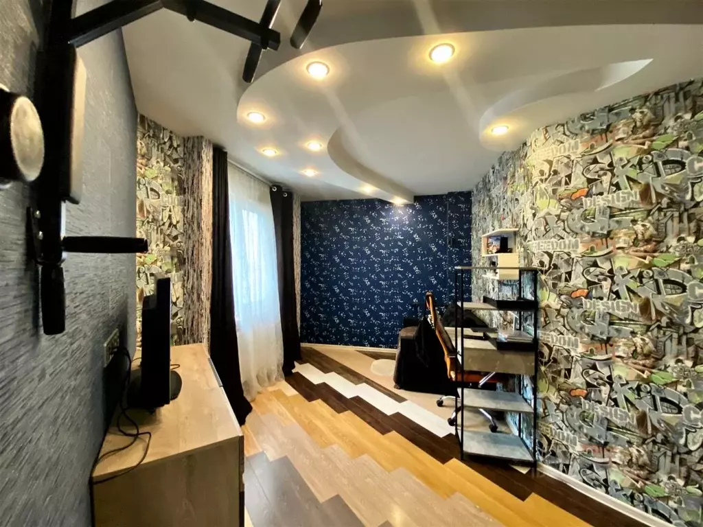 3-к кв. Ленинградская область, Всеволожский район, пос. Бугры ул. ... - Фото 1