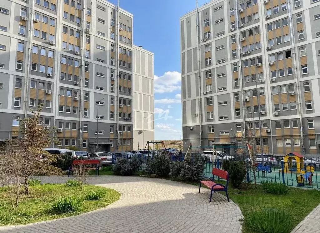 3-к кв. Севастополь ул. Братьев Манганари, 30к2 (79.3 м) - Фото 0