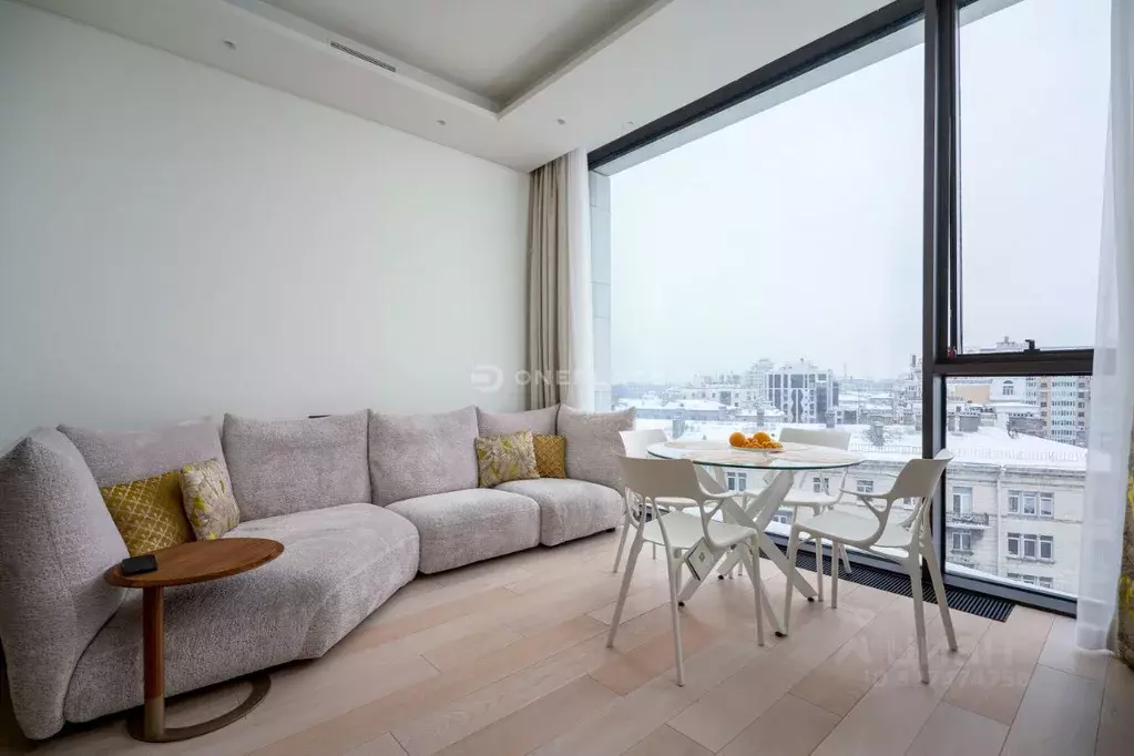 2-к кв. Санкт-Петербург наб. Адмирала Лазарева, 22 (77.4 м) - Фото 1