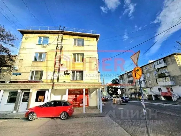 Торговая площадь в Севастополь ул. Адмирала Октябрьского, 14 (52 м) - Фото 2