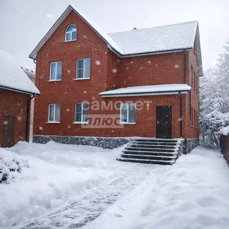 Дом в Курская область, Курск пер. 2-й Березовый, 8 (232 м) - Фото 1