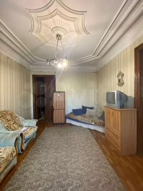 Комната 33 м в 2-к., 2/2 эт. - Фото 1