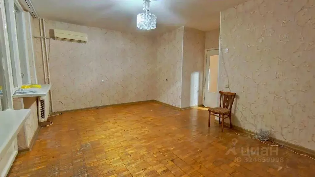 3-к кв. Волгоградская область, Волгоград ул. 64-й Армии, 127А (67.4 м) - Фото 2