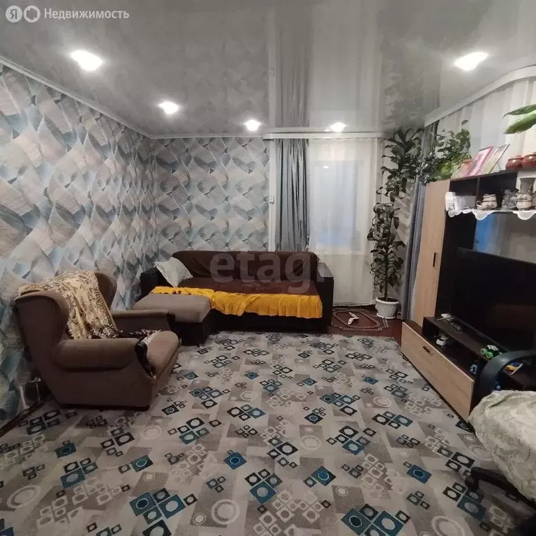 2-комнатная квартира: Ялуторовск, улица Седова, 20 (51 м) - Фото 2