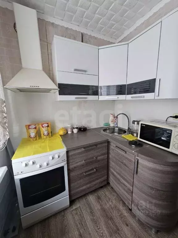 2-к кв. Сахалинская область, Невельск Школьная ул., 85 (42.3 м) - Фото 2