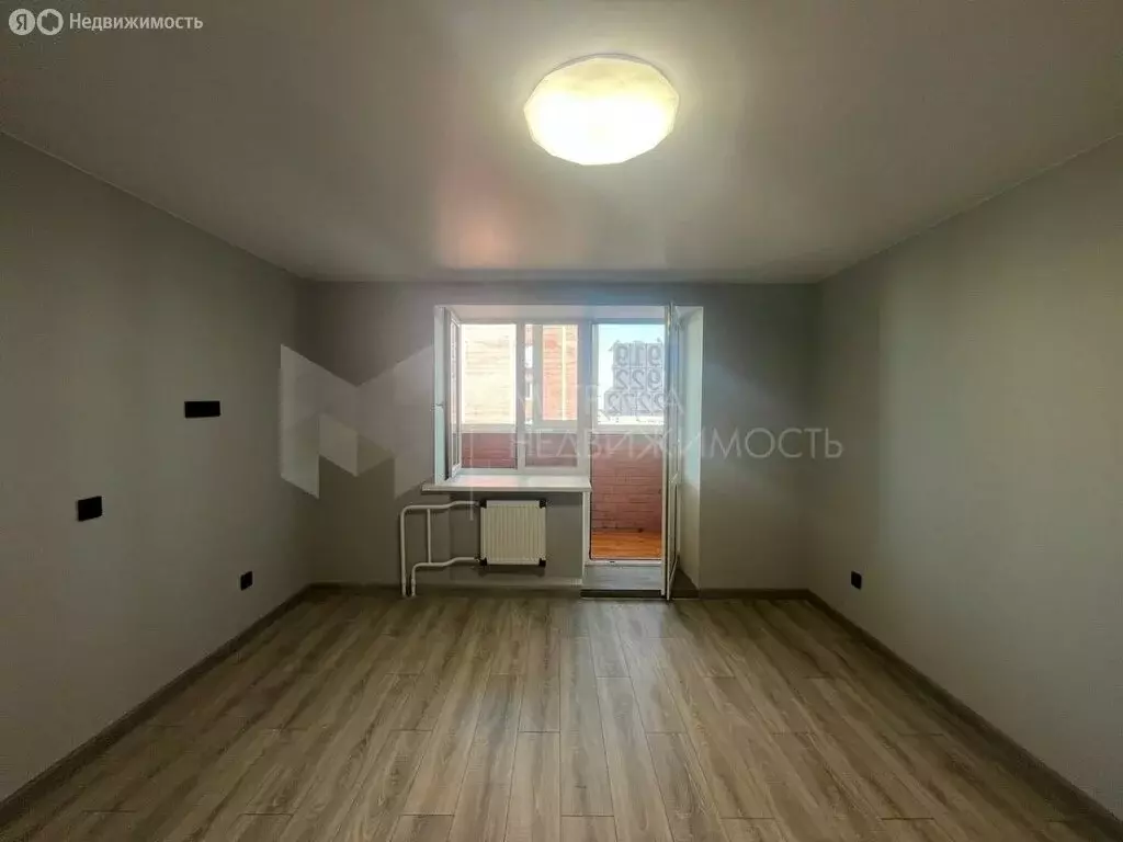 1-комнатная квартира: Тюмень, Малая Боровская улица, 7 (36.1 м) - Фото 1