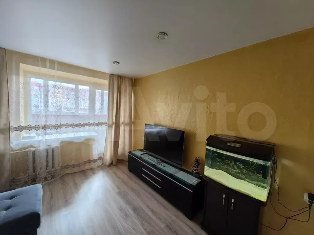 2-к. квартира, 60 м, 6/9 эт. - Фото 1