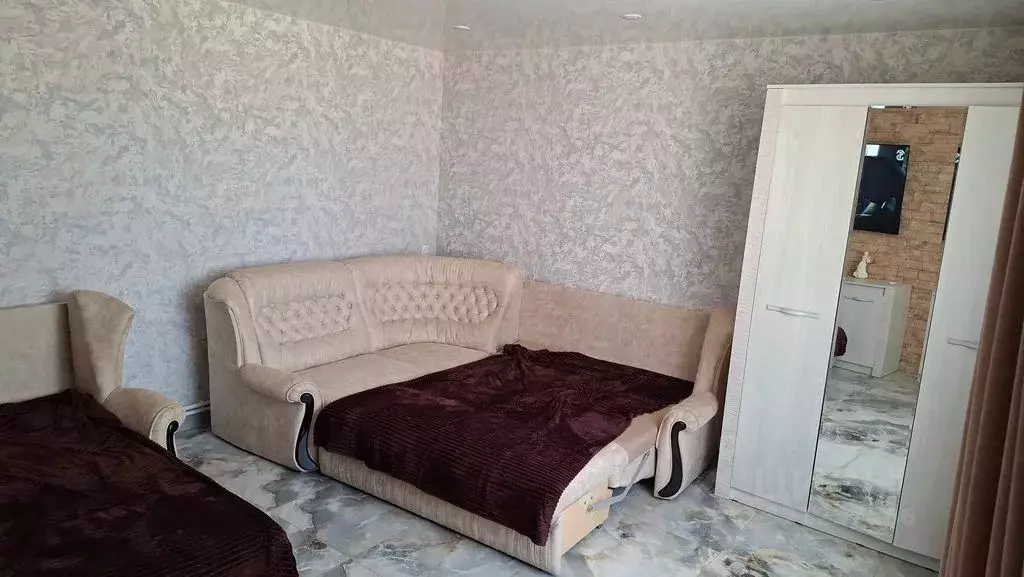 1-к кв. Крым, Евпатория ул. Известковый Завод, 9 (38.0 м) - Фото 0