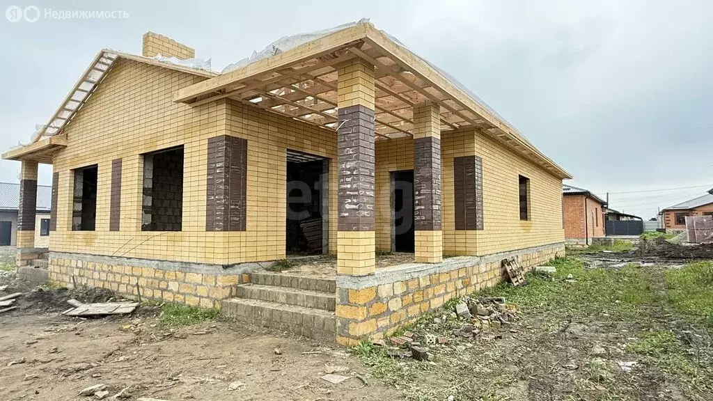 Дом в Михайловск, улица Михаила Лазарева (130 м) - Фото 1