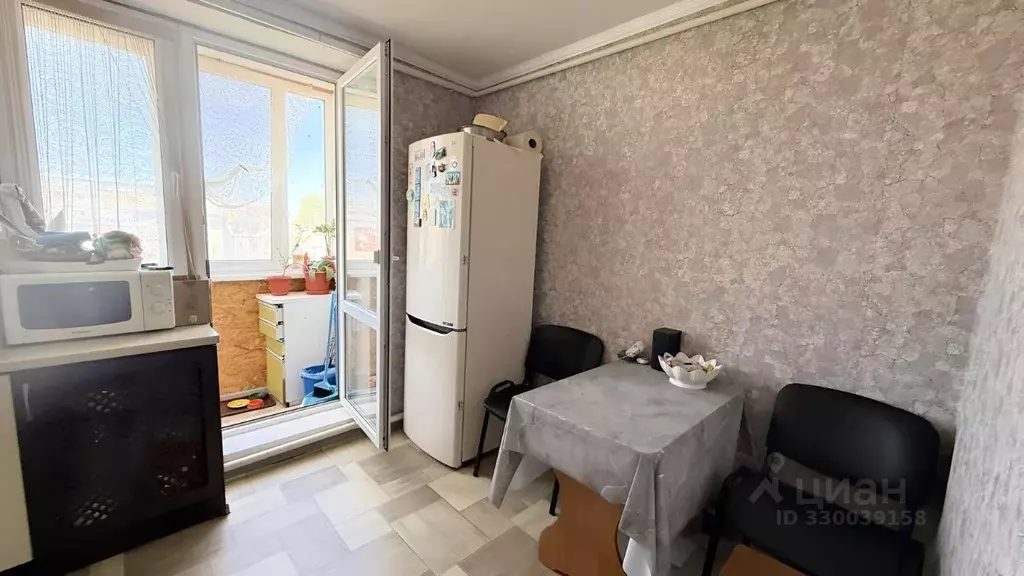 2-к кв. Крым, Черноморское пгт ул. Южная, 36Б (51.2 м) - Фото 2