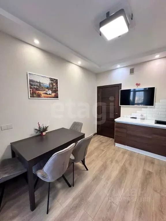 2-к кв. Санкт-Петербург дор. Кушелевская, 6к1 (58.0 м) - Фото 0