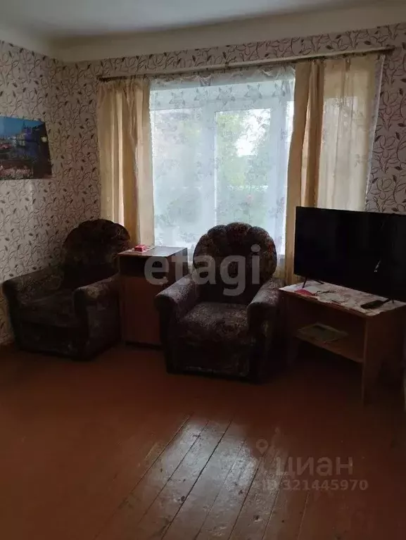 2-к кв. Свердловская область, Красноуральск пер. Устинова, 8 (44.5 м) - Фото 1