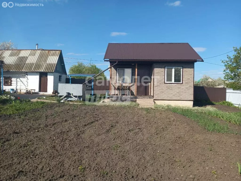 Дом в Октябрьский, микрорайон Центр (30 м) - Фото 1