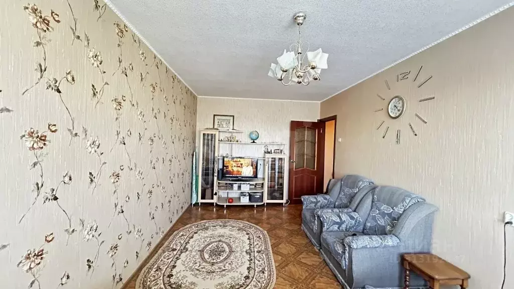 3-к кв. Псковская область, Печоры Индустриальная ул., 6 (66.9 м) - Фото 1