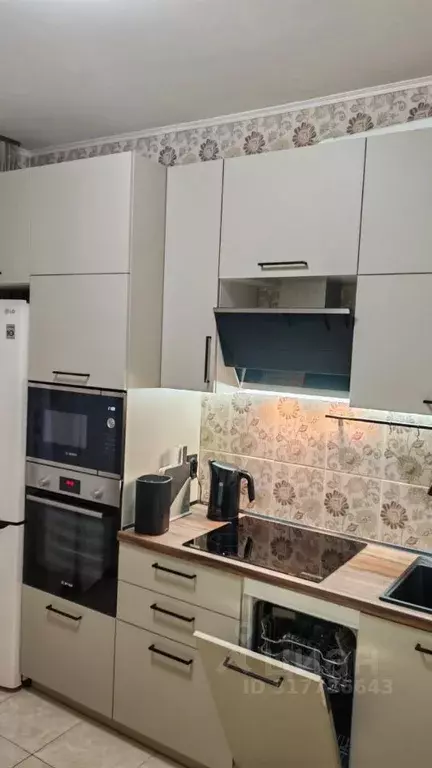 1-к кв. Мурманская область, Мурманск Кольский просп., 3 (41.4 м) - Фото 0