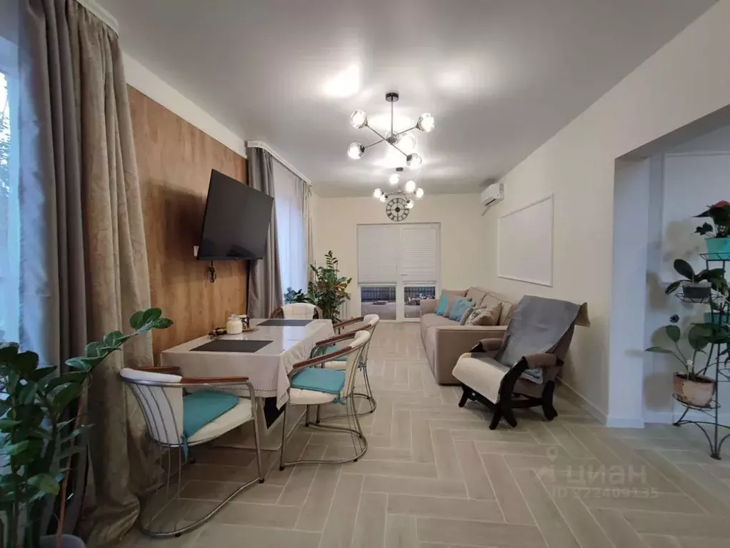 Дом в Краснодарский край, Динской район, с. Красносельское Школьная ... - Фото 2