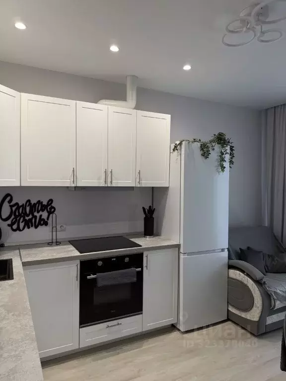 2-к кв. Новосибирская область, Новосибирск ул. Ясный Берег, 33 (53.0 ... - Фото 2