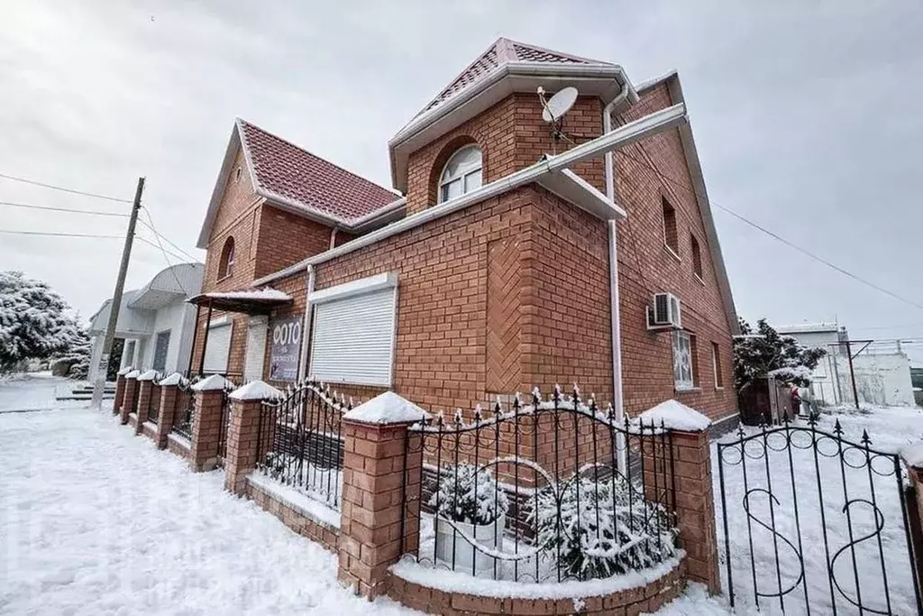 Коттедж в Волгоградская область, Суровикино ул. Ленина, 81 (278 м) - Фото 1