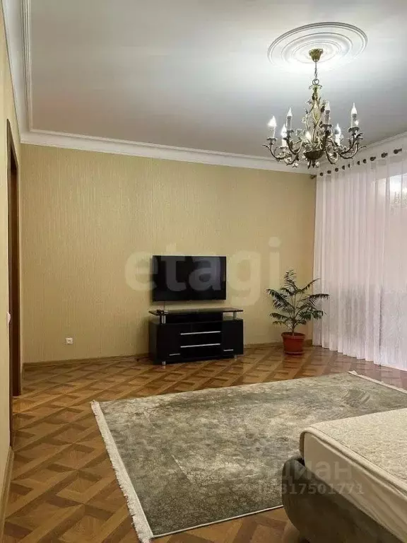 3-к кв. Дагестан, Махачкала ул. Генерала Омарова, 39 (105.0 м) - Фото 1