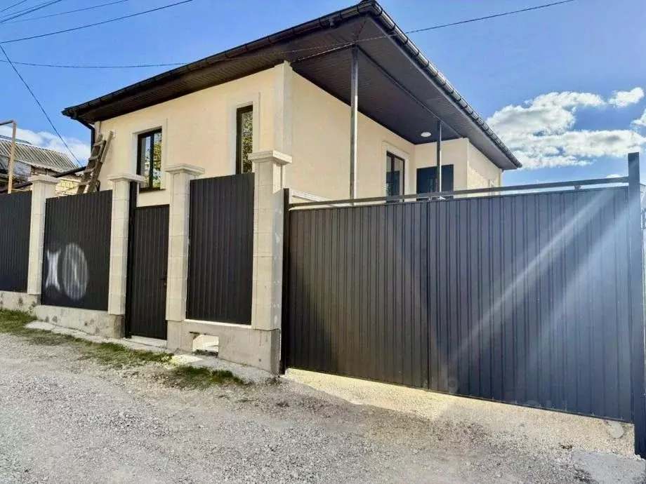 Дом в Крым, Симферополь ул. 22-я Коллективных Садов, 24 (113 м) - Фото 1