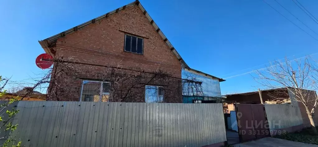 Дом в Ростовская область, Сальск Березовый пер., 2 (74 м) - Фото 1
