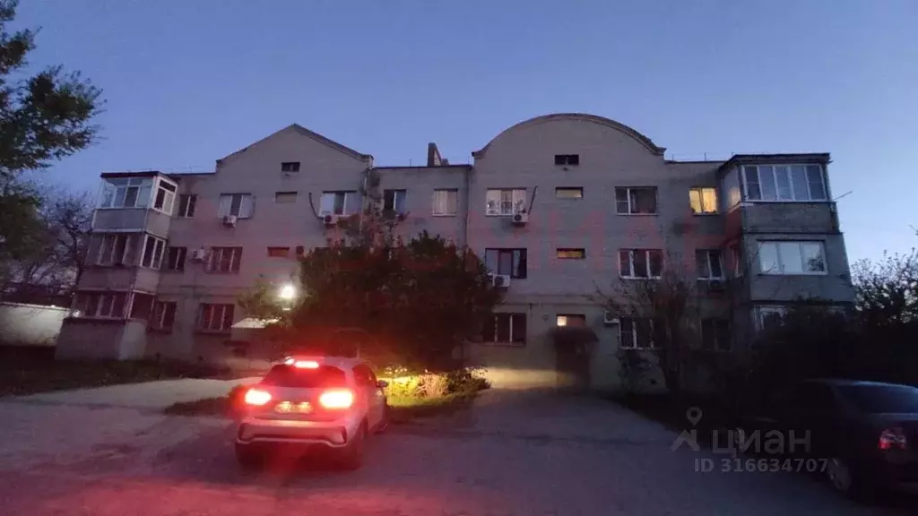 1-к кв. Ростовская область, Ростов-на-Дону Вятская ул., 77а (35.0 м) - Фото 0